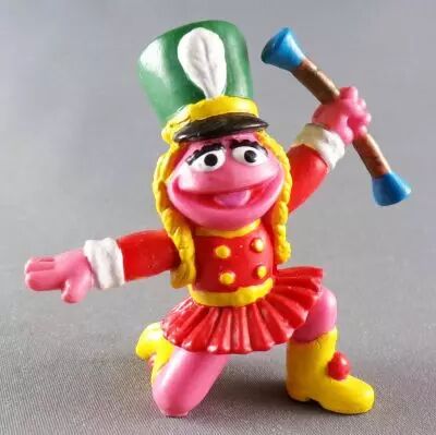 Sesame Street - Applause - Pvc Figure  Susi Sorglos as Cheerleader