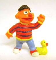 Sesame Street - Bully - PVC Figure - Ernie with duck