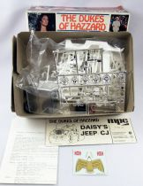 Sherif fais moi peur! - MPC - Daisy\'s Jeep CJ 1/25 Model Kit