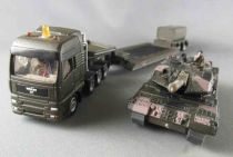 Siku 1872 HO 1:87 Heavy Haulage Military Transporter Man Truck Trailer with Leopard Tank Lightning Boxed