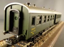 SMCF 486 Ho Sncf Voiture Plastique Grande Banlieue 2° Classe Bmyi 75721 Aménagée Boite