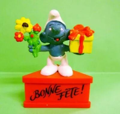 Smurf with flowers & gift \'\'Good Holiday\'\' (red base)