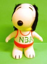 Snoopy - 6inches Vinyl Figure - Snoopy with \'\'NBA\'\' red T-shirt