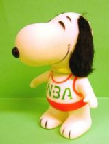 Snoopy - 6inches Vinyl Figure - Snoopy with \'\'NBA\'\' red T-shirt