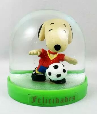 Snoopy - Boule � Neige Comics Spain - Snoopy Footballeur (Maillot Blanc & Rouge)
