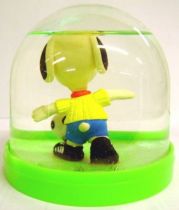Snoopy - Comic Spain Snow Dome - Snoopy Soccer Player (Yellow  T-shirt)