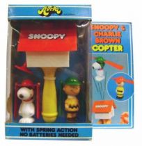 Snoopy - Hasbro Aviva - Snoopy & Charlie Brown Copter