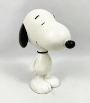 Snoopy - Plastoy Collectoys Resin - Standing Snoopy