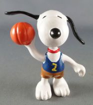 Snoopy - Schleich PVC Figure - Baskerball Player Snoopy