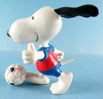 Snoopy - Schleich PVC Figure - Snoopy Soccer