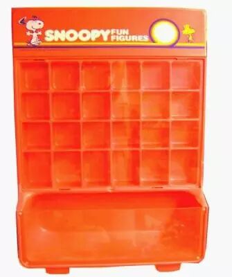 Snoopy - Wall Store Display for Schleich PVC Figures