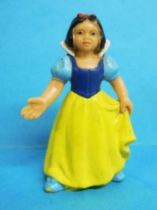 Snow White - Bully 1982 PVC figure - Snow White