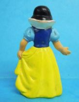 Snow White - Bully 1982 PVC figure - Snow White