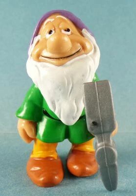 Snow White - Bully 1982 PVC figure - the dwarf Sleepy