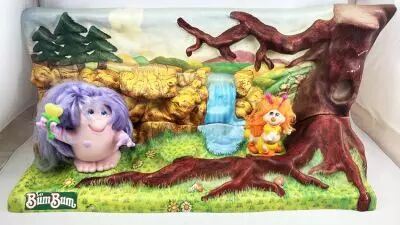 Snugglebumms - Playskool / MB - Display Store