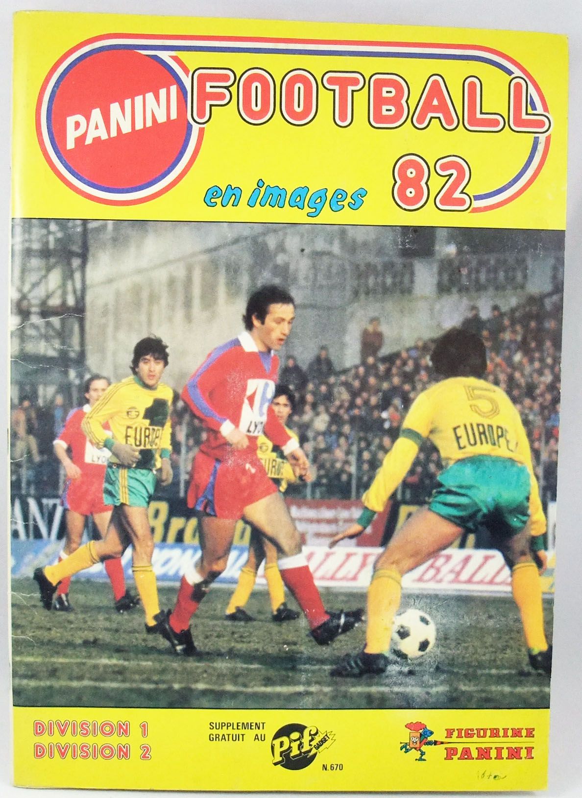 Soccer - Panini Stickers Album - Football 82 (complete)