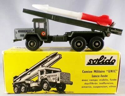 Solido Militaire R�f 201 Camion Unic Sahara Lance Fus�e en Boite