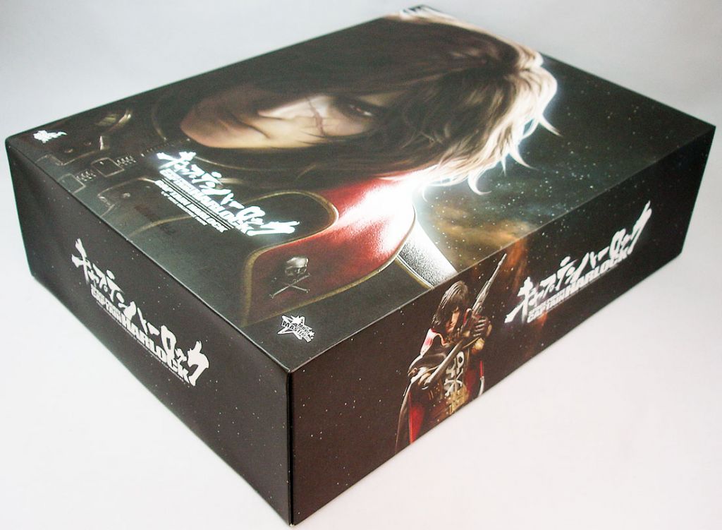 Hot Toys MMS223 Albator Corsaire de l'Espace Albator ( Captain Harlock )  avec Trône d'Arcadia 1/