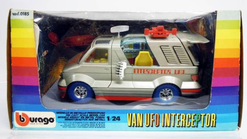 Space Toys - Burago - Van UFO Interceptor Scale 1:24 (Mint in Box)