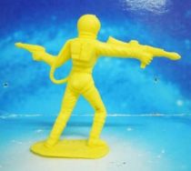 Space Toys - Comansi Plastic Figures - OVNI 2016: Astronaut (yellow)