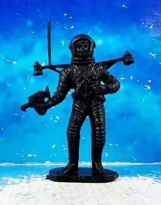 Space Toys - Figurines Plastiques - Cosmonaute avec cam�ra & jet-pack (Bonux couleur noire)