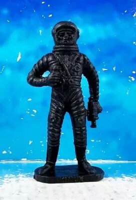Space Toys - Figurines Plastiques - Cosmonaute avec cam�ra (Bonux couleur noire)