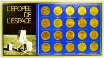 Space Toys - Merchandising - Epic of The Space: Series of 21 Medals & Collector Display SHELL (fuel) 1970