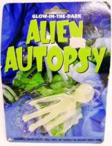 Space Toys - Plastic Figures - Alien Autopsy (Glow-in-the-Dark)