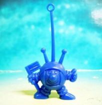 Space Toys - Plastic Figures - Cereal Premium Aliens (astronaut with flag blue)