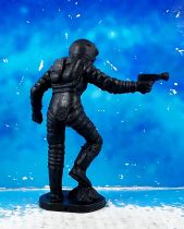 Space Toys - Plastic Figures - Cosmonaut right foot on rock & spacegun (Bonux black color)