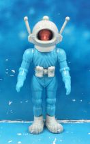 Space Toys - Plastic Figures - Ferrero Spacemen (Light Blue #2)