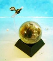 Space Toys - The Royal Museum of Science: StarTales - Lunar Globe & Ranger 7 (Kaiyodo 2003)