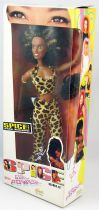 Spice Girls - Melanie Brown \ Scary Spice\  fashion doll - Galoob Famosa