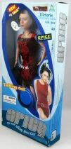 Spice Girls - Poup&eacute;e 28cm - Victoria Adams-Beckham \ Posh Spice\  - Toymax 1999