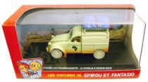 Spirou - Atlas Edtions Vehicle - Light Van Citroën 2CV from Gorilla\'s in Good Shape (Mint in box)