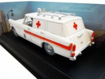 Spirou - Véhicule Editions Atlas - La Simca Vedette Marly Ambulance du Nid des Marsupilamis (neuve en boite)