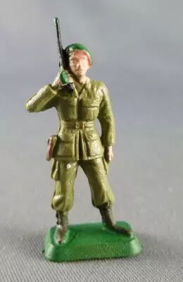 SStarlux 30mm (1/55�) - Army - General staff (paratroop dress) binoculars (ref MP 1368)