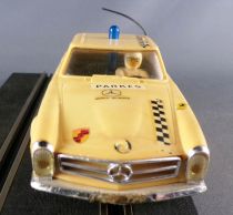 Stabo 40016 - Mercedes 230SL Police Beige Vitrage Transparent Parechocs Chrome sans Boite 1/32