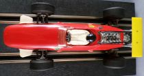 Stabo 54405 - Bmw Lola T 100 F2 Rouge avec Moustache sans Boite 1/32