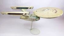 Star Trek The Original Series - Art Asylum - U.S.S. Enterprise NCC-1701-A (loose)