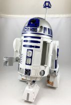 Star Wars - Hasbro - R2-D2 Interactive Astromech Droid (The SW Saga Collection)