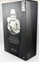 Star Wars - Hot Toys 1/6th scale - First Order Stormtrooper Squad Leader (MMS316) Sideshow Exclusive
