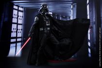 Star Wars (A New Hope) - Hot Toys 1/6th scale - Darth Vader (MMS279)