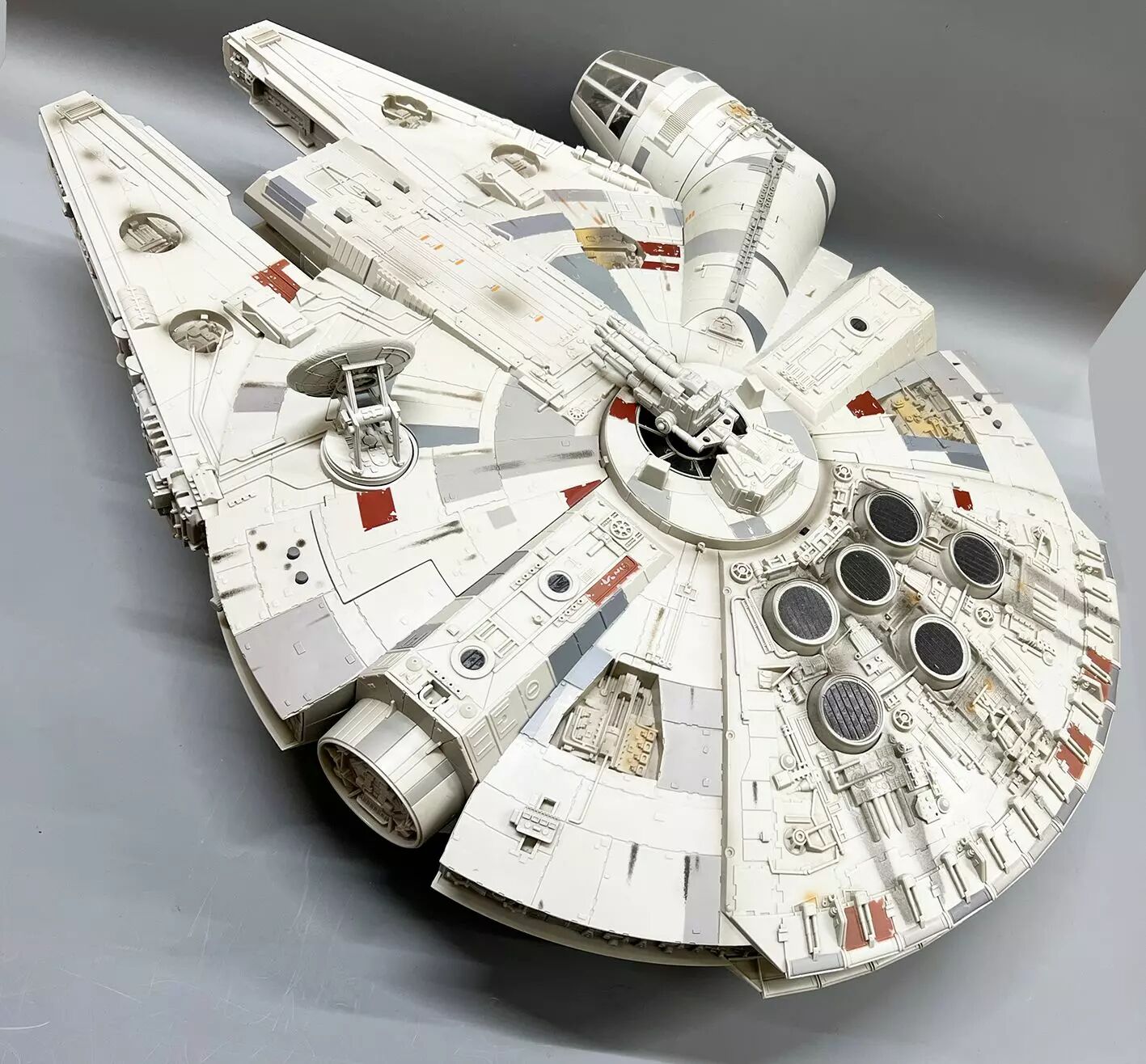Star Wars (Legacy Collection) Hasbro Millennium Falcon (loose)