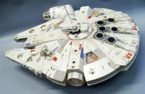 Star Wars (Legacy Collection) - Hasbro - Millennium Falcon (with Han Solo & Chewbacca) loose