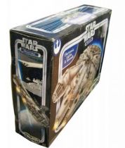 Star Wars (Original Trilogy Collection) - Hasbro - Millennium Falcon (Electronic Lights & Sounds) 02
