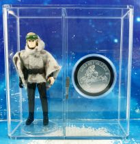 Star Wars (POTF) - Kenner - Luke Skywalker Battle Poncho w/Display Case