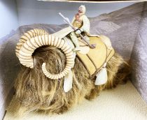 Star Wars (The Power of the Force) - Kenner - Bantha & Tusken Raider (loose with box)