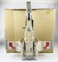 Star Wars (The Power of the Force) - Kenner - Electronic X-Wing Fighter (Boite Euro)