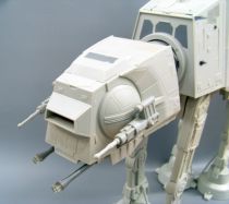 Star Wars (The Vintage Collection) - Hasbro - Imperial AT-AT (All Terrain Armored Transport) - Electronic Deluxe Version (loose)